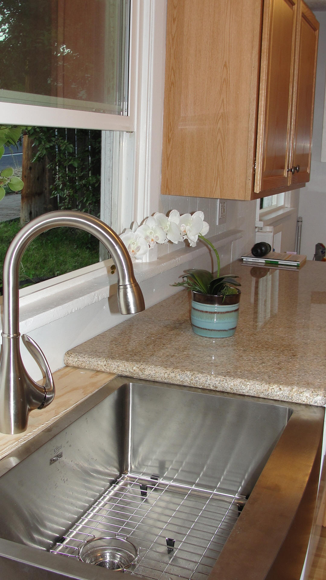 $1100 Stainless Steel Farmsink with sink grids - Super functional Sink